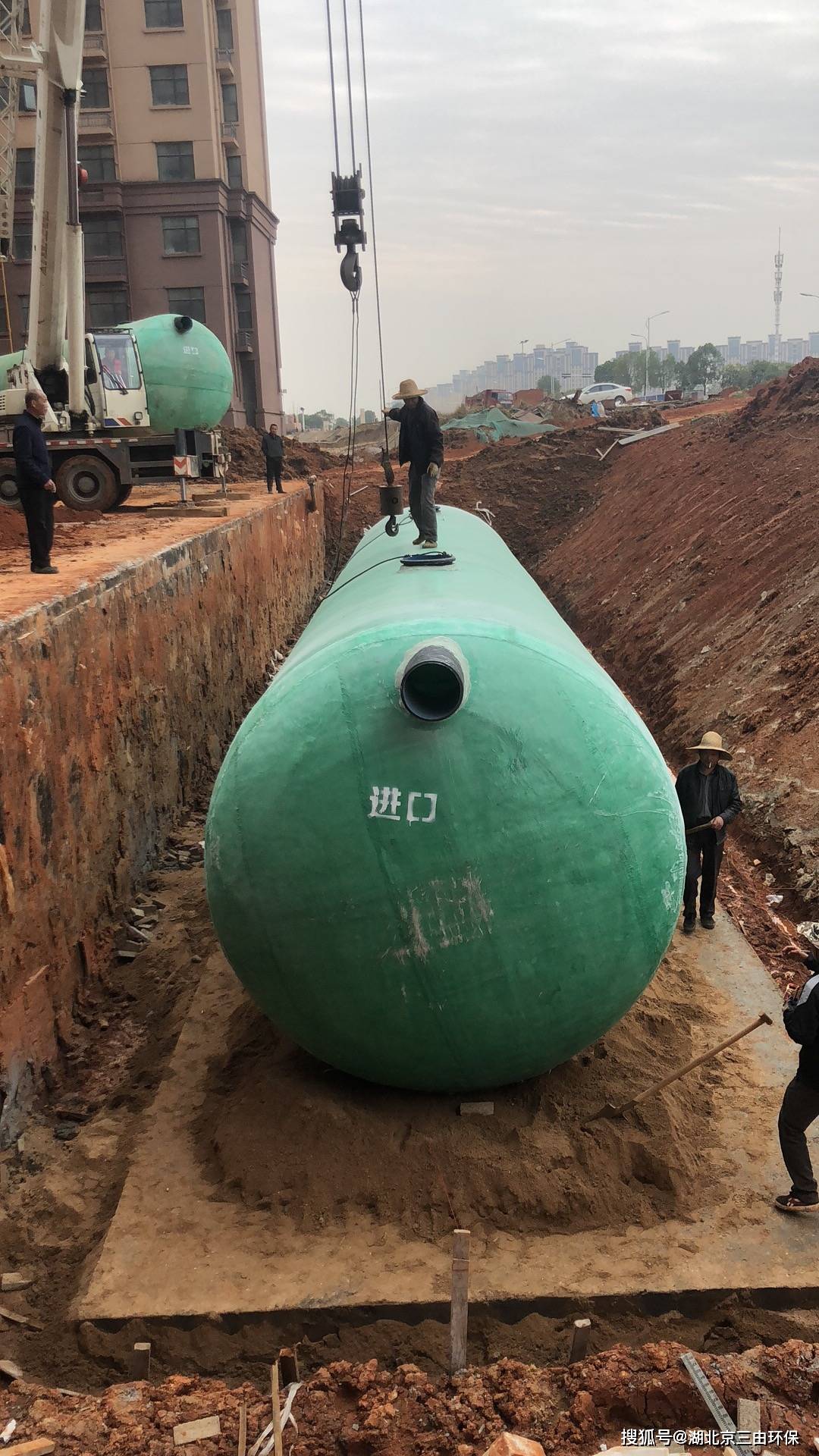湖北化糞池玻璃鋼罐價(jià)格影響因素與生物除臭設(shè)備市場淺析